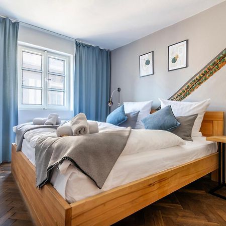 20 Seconds To Charles Bridge Apartamento Praga Exterior foto