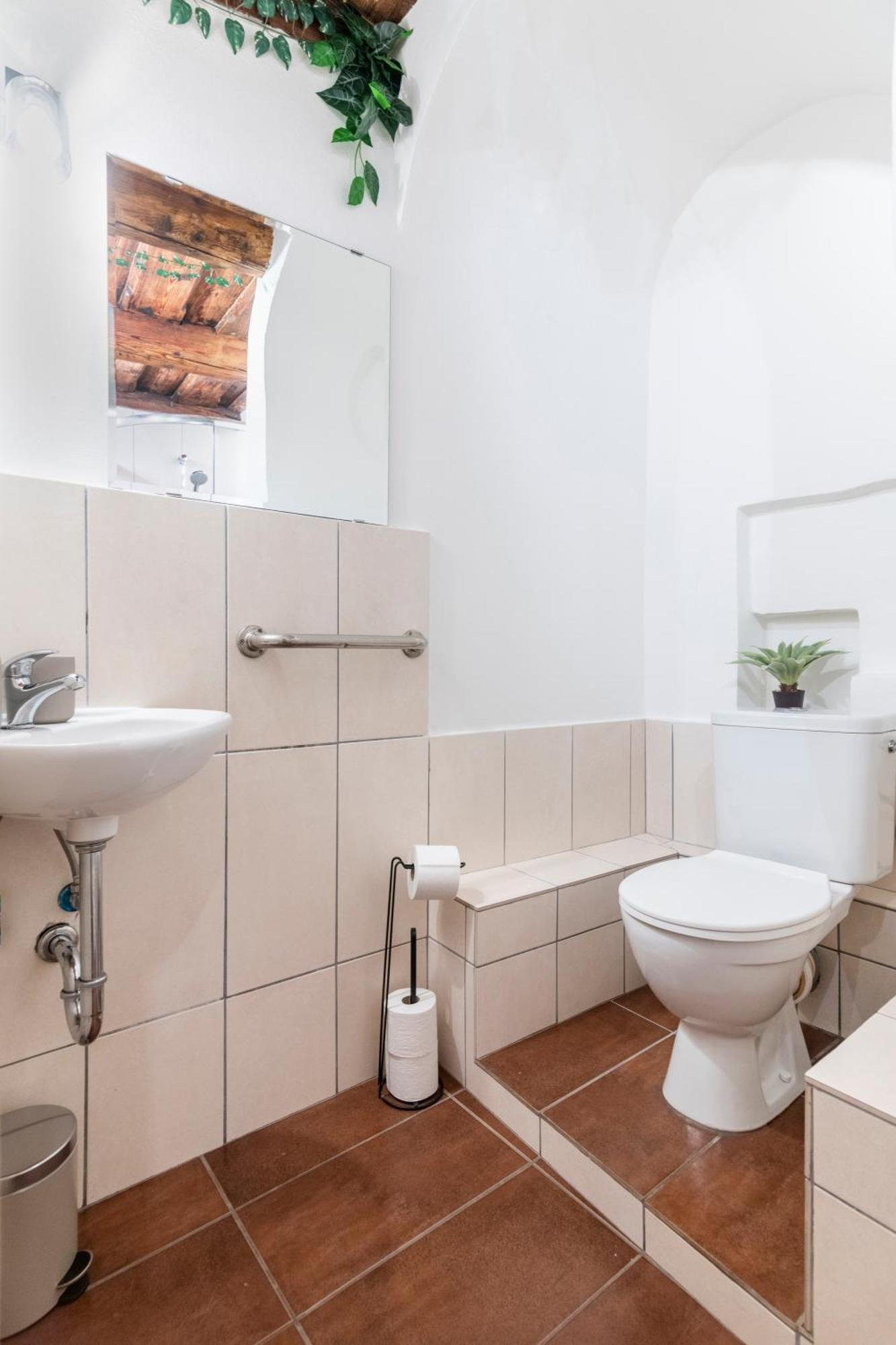 20 Seconds To Charles Bridge Apartamento Praga Exterior foto